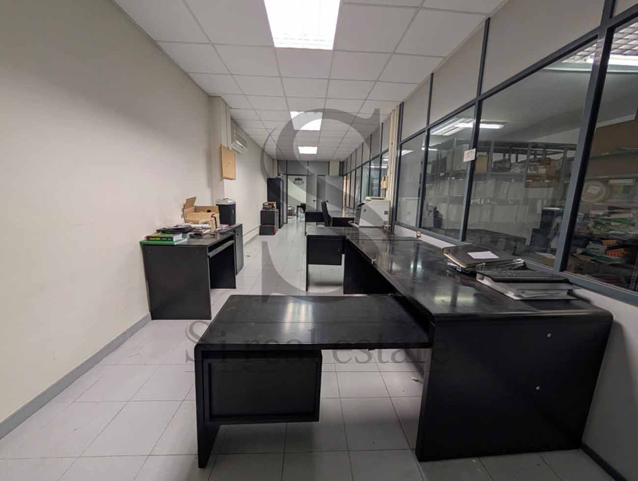 Ampli local comercial a Sant Andreu