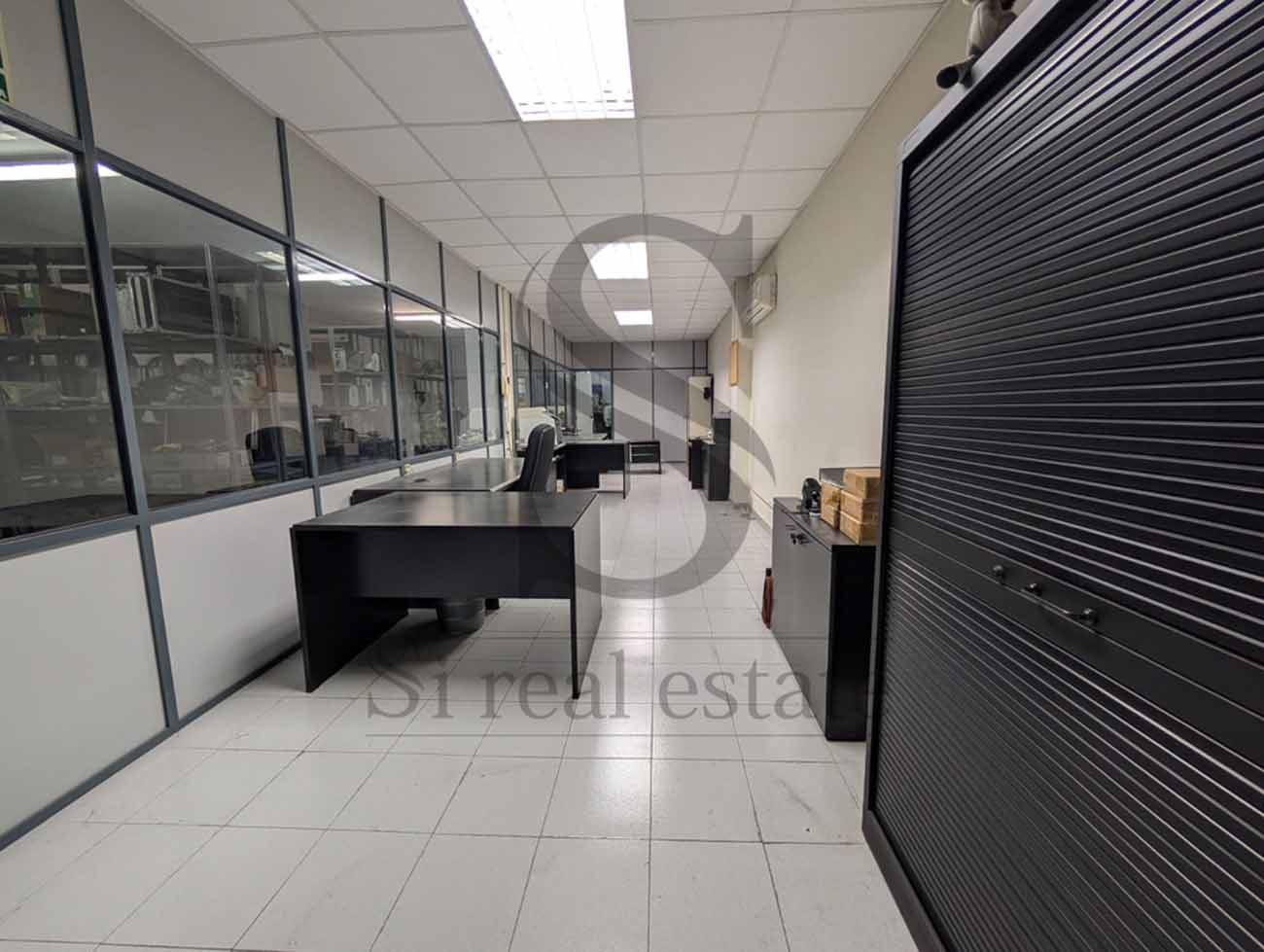 Ampli local comercial a Sant Andreu