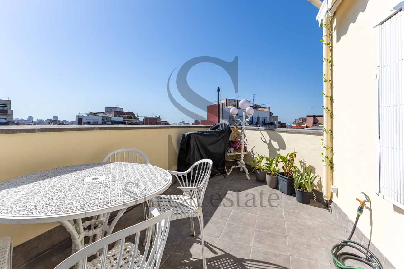 Fernando Valdés Orellana Penthouse with terrace