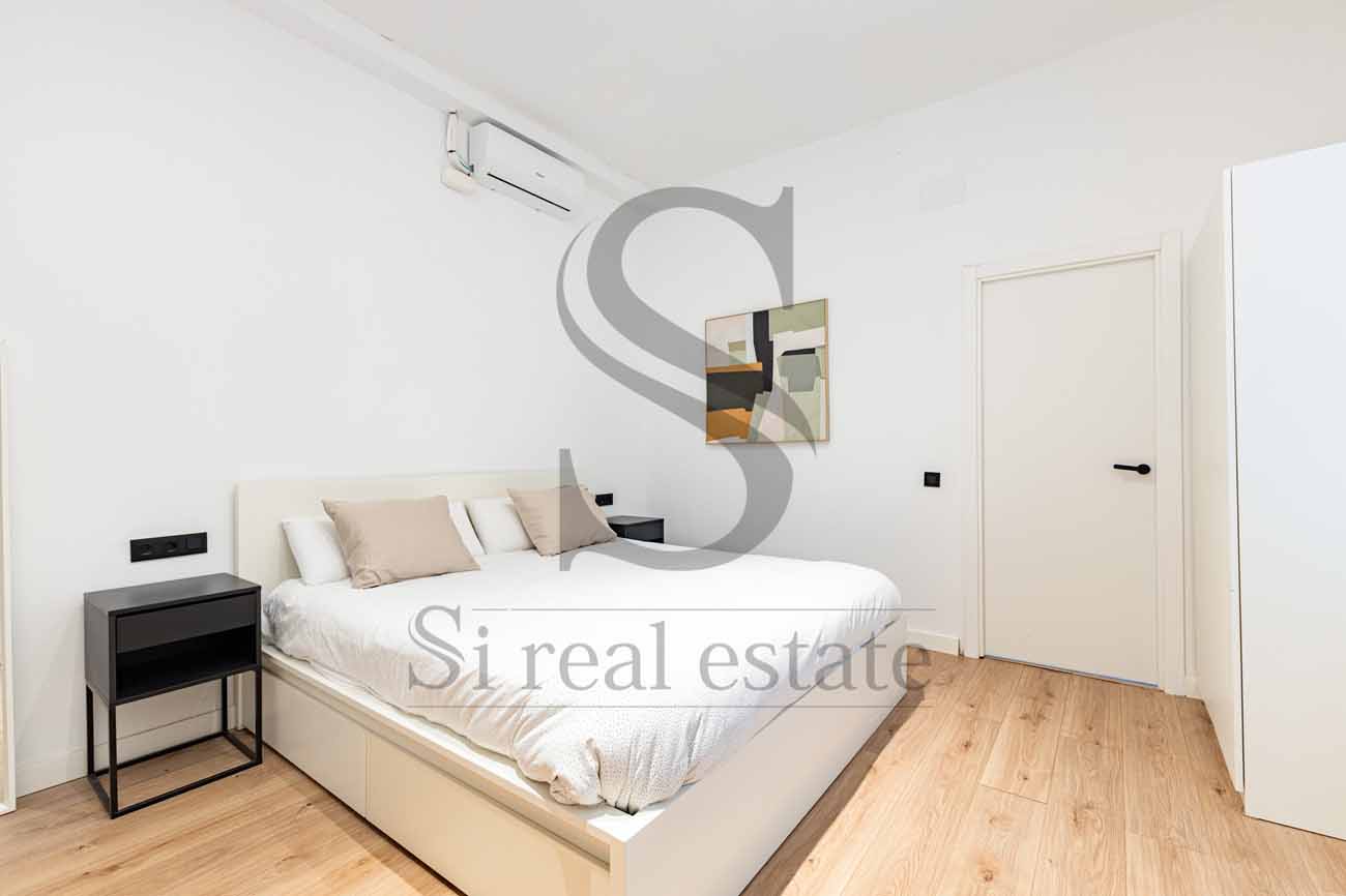 Fernando Valdés Orellana Excellent location – Fully renovated – Exterior-facing