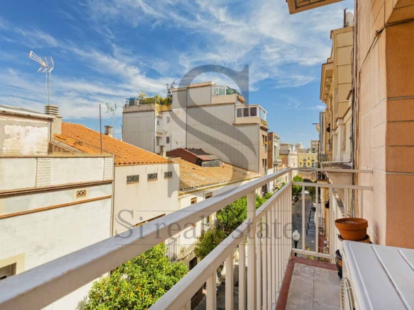 Encantador pis amb balcó al centre històric de Sant Andreu de Palomar