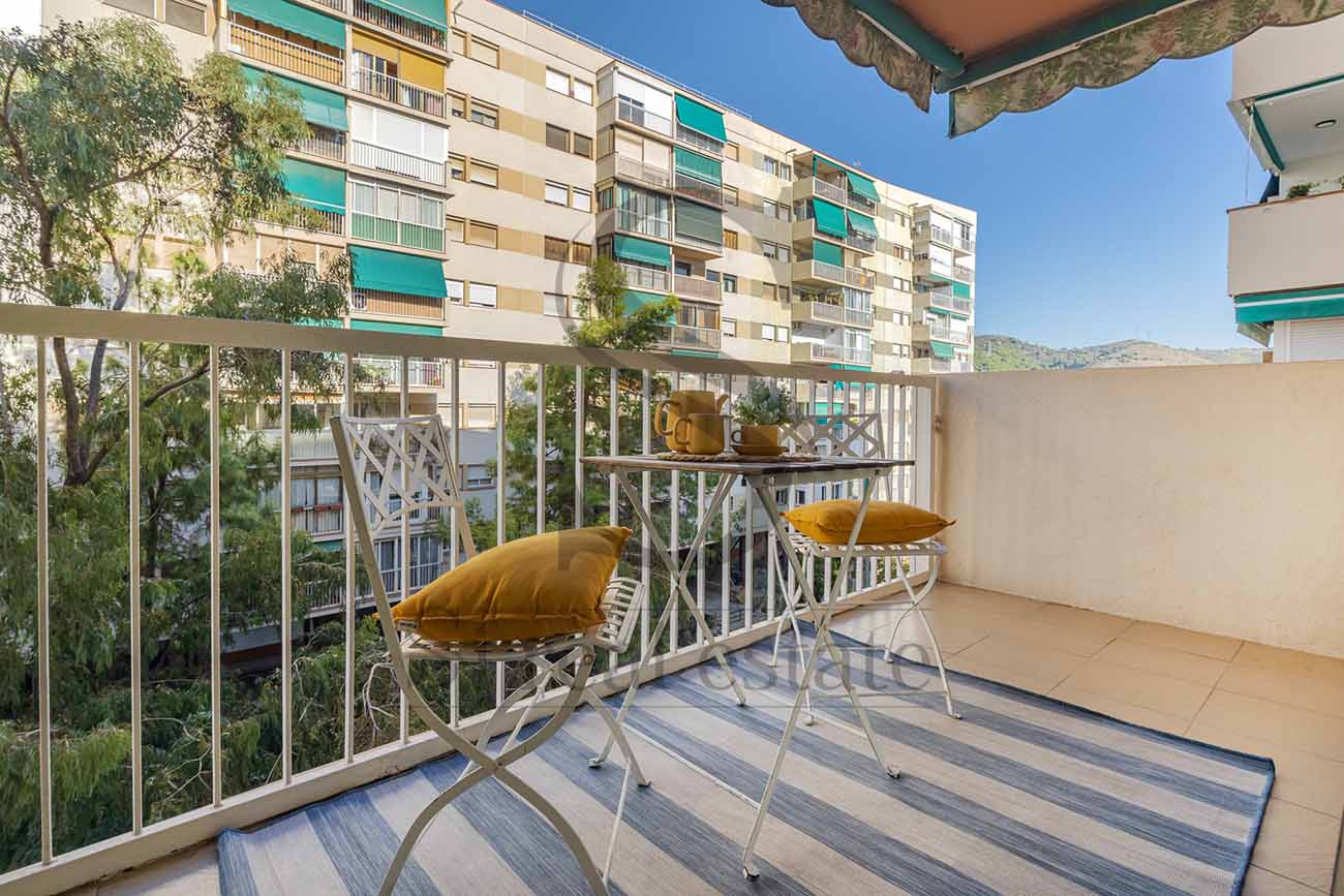 06 5a planta amb balcó a la Vall d’Hebron.