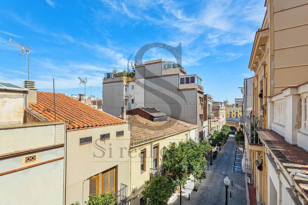 17 Encantador piso con balcón en el centro histórico de Sant Andreu de Palomar